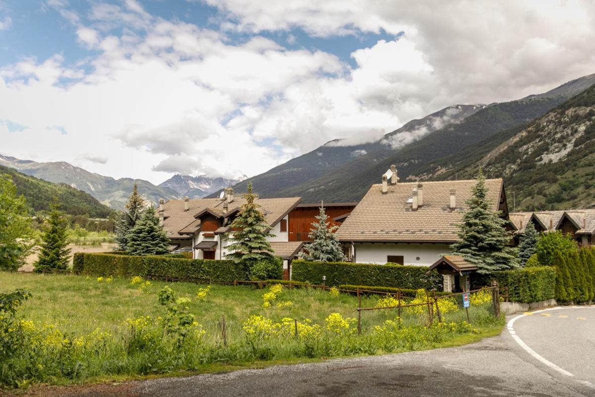 ウルクス Cielo Blu Casa Alpina Vialatteaヴィラ エクステリア 写真